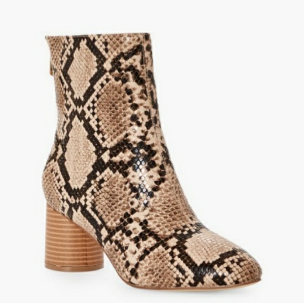McKayla Cylinder Heeled Booties - 8.5
